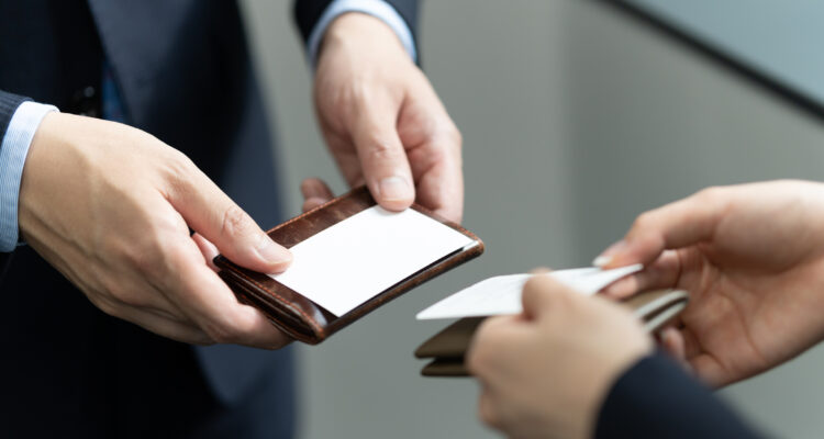 名刺管理はすべてお任せ！ 名刺管理ツールを活用して営業活動に集中できる環境を作ろう